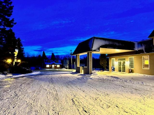 Cedarville Hotel Exterior photo